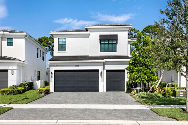 Primary Photo - 13450 Artisan Cir