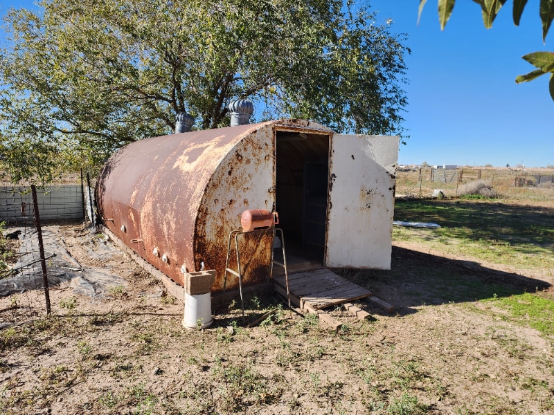 Building Photo - 5900 S Sunset Ave