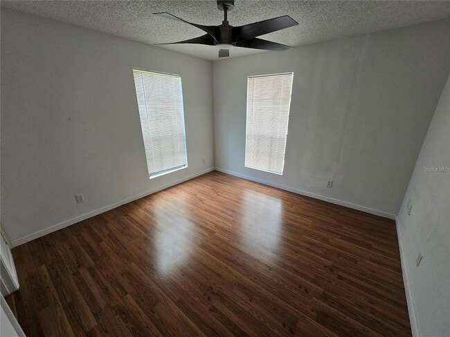 Building Photo - 8636 Mallard Reserve Dr