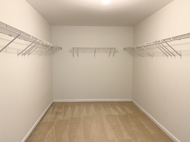 Building Photo - 329 Tuggle Ct