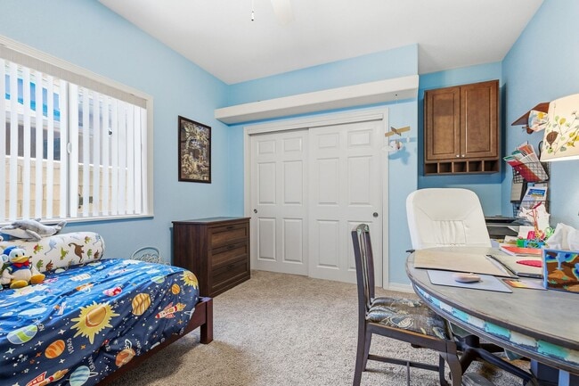 Building Photo - Prestine 4 bedroom home near the Golf Course