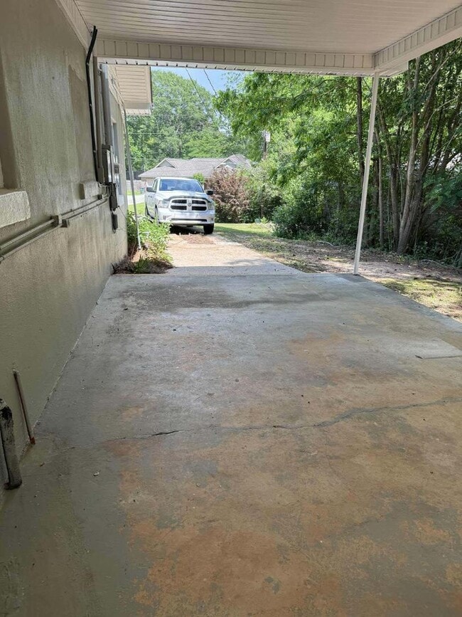 Building Photo - 100/102 Redd Street - Unit 102