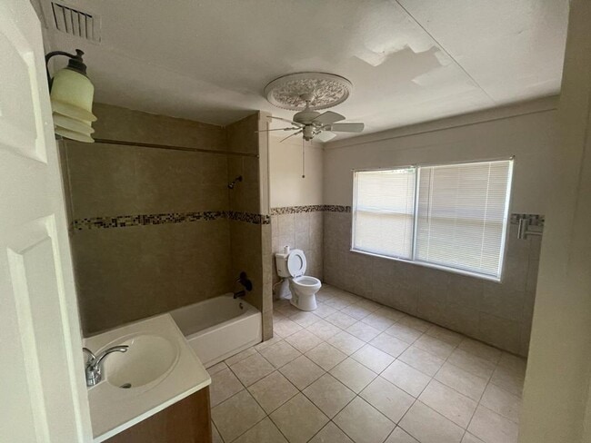 Building Photo - Charming Haven: Uncover Your Dream Home at 2026 JPV Street!