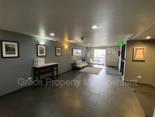 Building Photo - 1441 N Humboldt St