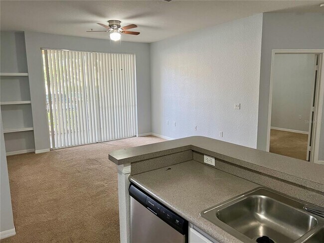 Building Photo - 1100 Lake Shadow Cir