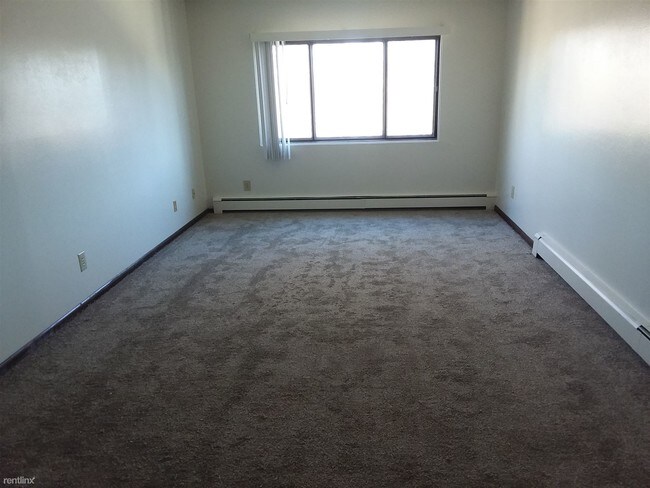 Building Photo - 1401 5th Ave SE