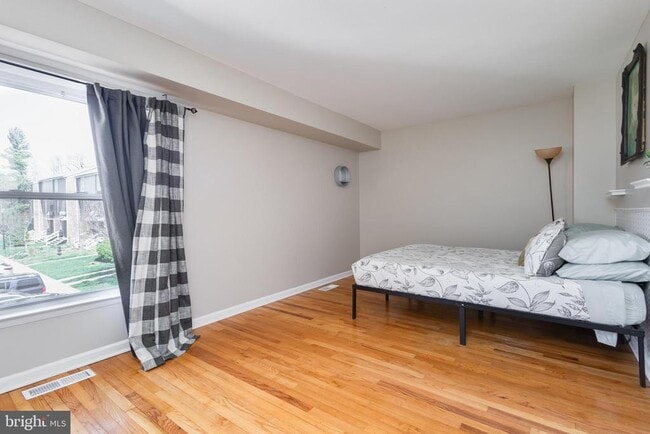 Building Photo - 9308 Canterbury Riding