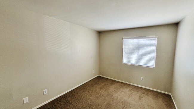 Building Photo - 5754 Wind Dancer Dr