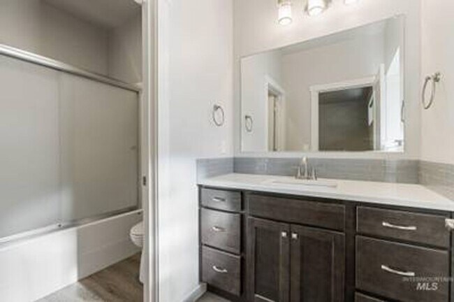 Building Photo - 3 bed, 3 bath townhome will be ready in May for you