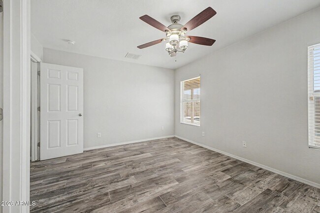 Building Photo - 1633 S 225th Ln