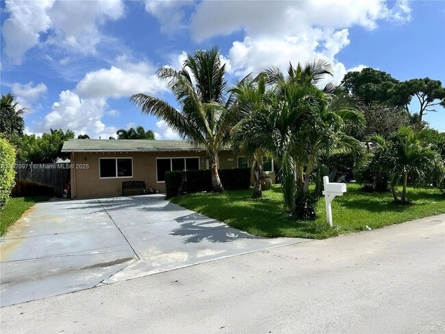 Primary Photo - 1101 NE 23rd Pl