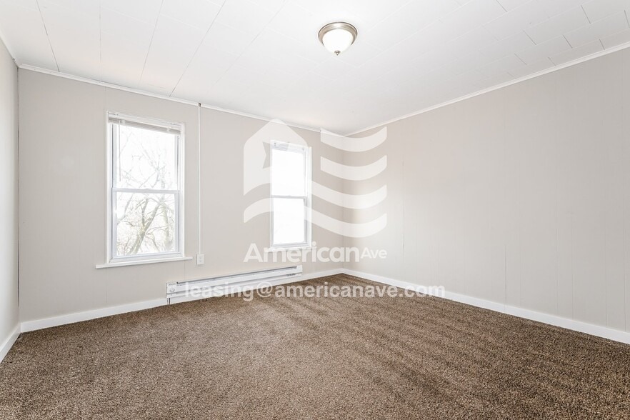 Building Photo - 2719 Sacramento Ave