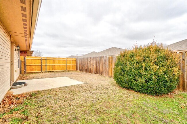 Building Photo - 408 Cherokee Gate Dr