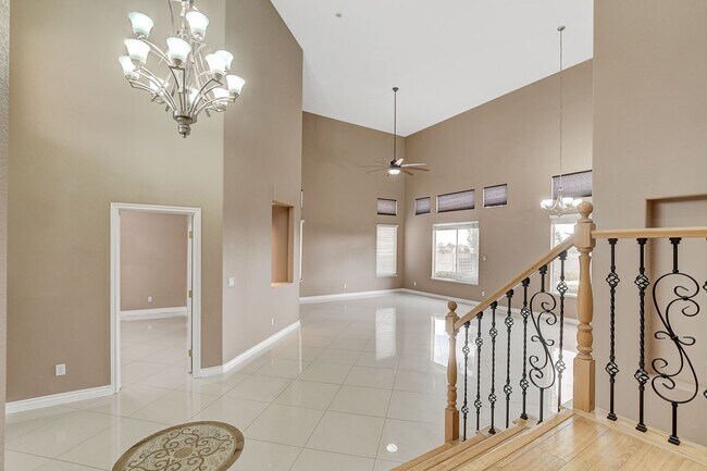 Building Photo - 2504 Antique Blossom Ave