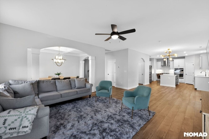 Building Photo - 18 S Maple Walk Dr