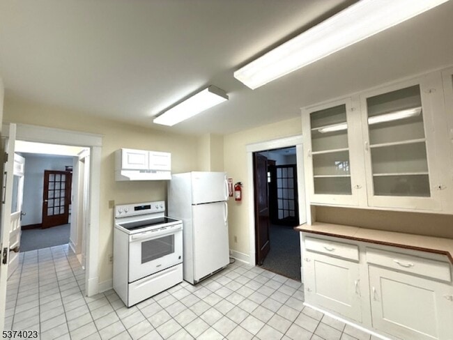 Building Photo - 165 NJ-23