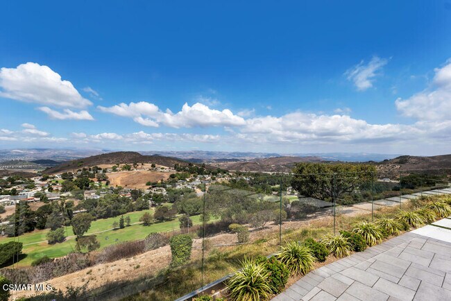 Building Photo - 4066 Calle Del Sol