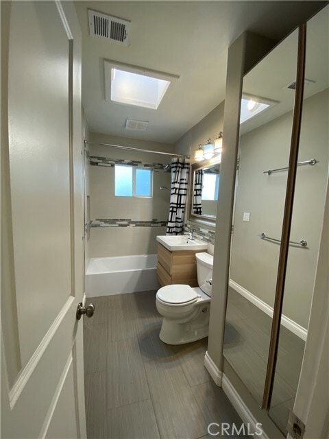 Building Photo - 18102 Hartlund Lane