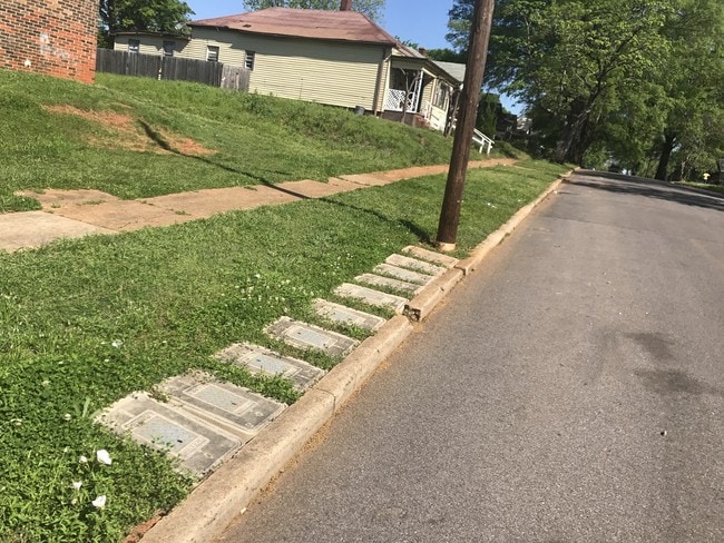 712 47th Street North separate water meters - 712 47th St N