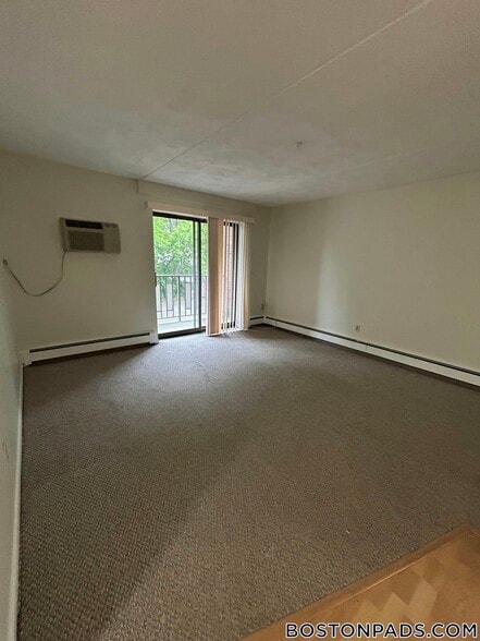 Building Photo - 175 Adams St