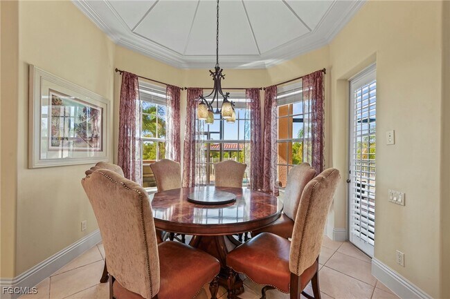 Building Photo - 18150 Old Pelican Bay Dr