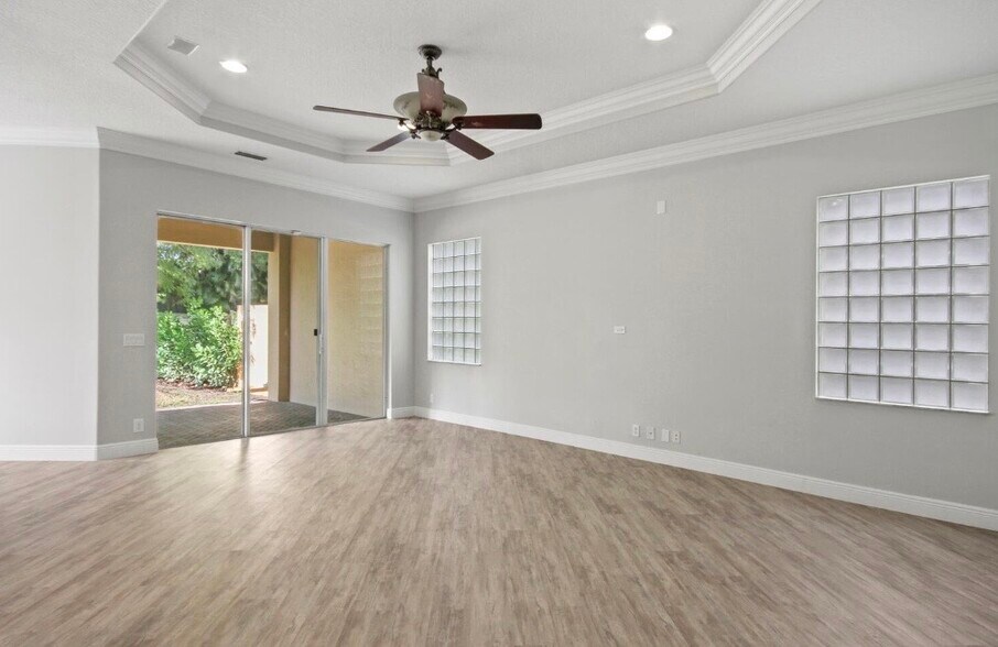 Building Photo - 9845 Cobblestone Creek Dr