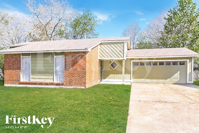 Primary Photo - 6702 Valley Park Dr