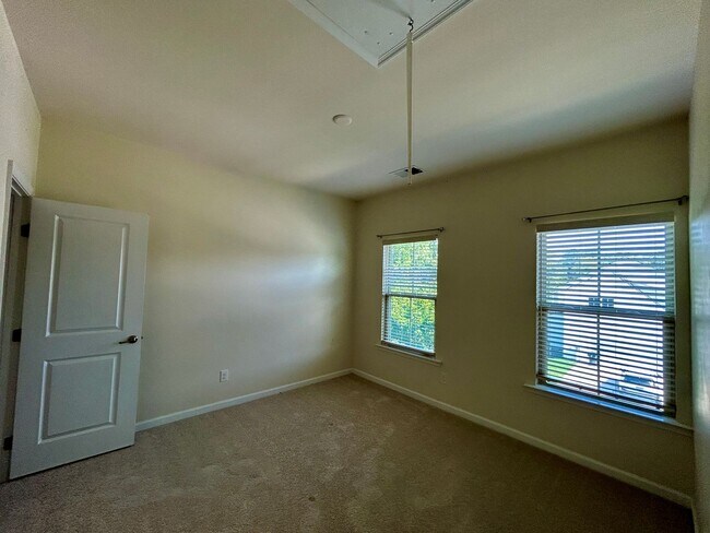 Building Photo - Captivating Craftsman style residence, nestled in the serene Wynwood Section of Fox Creek Subdivi...