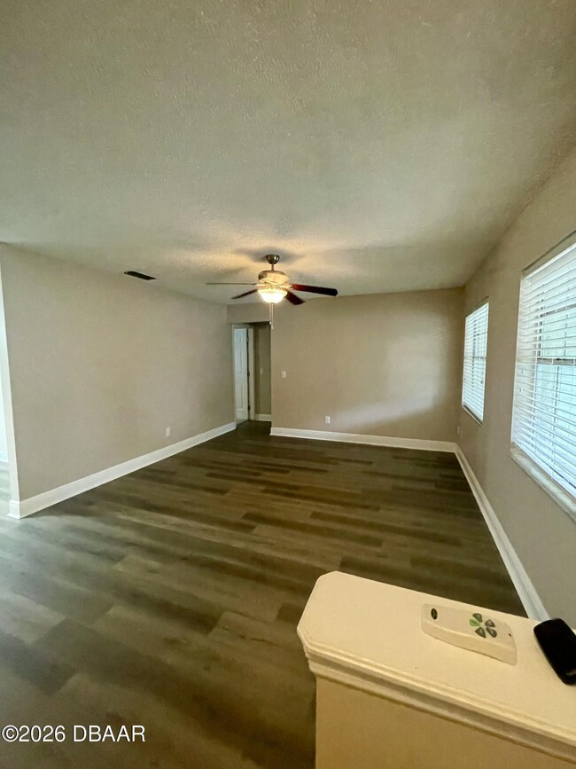 Building Photo - 261 Manhattan Way