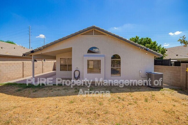 Building Photo - 9438 E Plana Ave