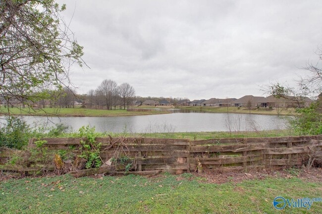 Building Photo - 2042 Rosebury Ln SW
