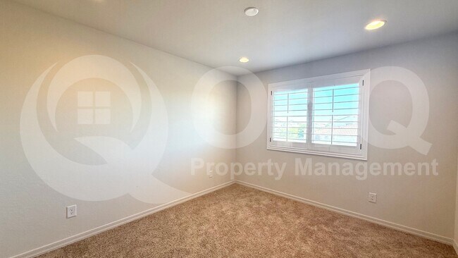 Building Photo - 5655 N 88th Ln