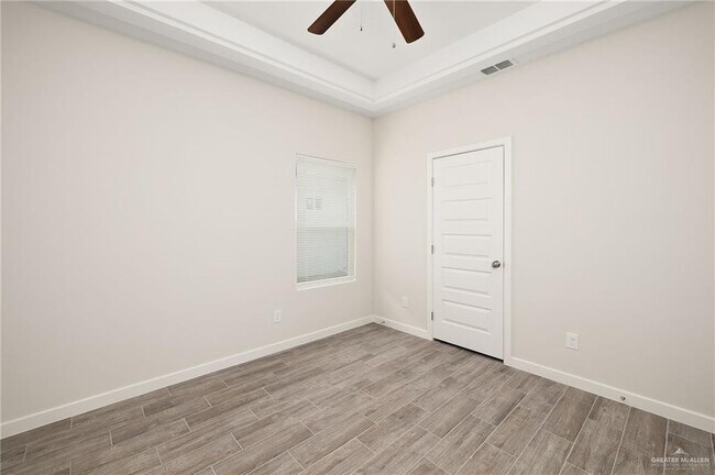 Building Photo - 12 Selena St