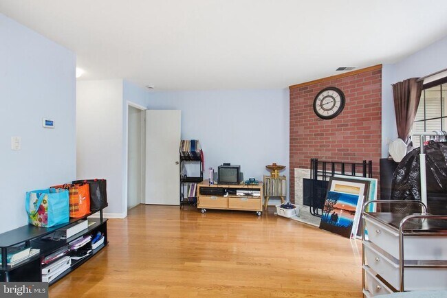 Building Photo - 2042 Headlands Cir