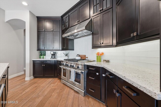 Building Photo - 4254 E Valencia Dr
