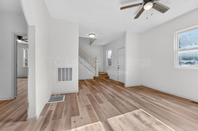 Building Photo - 45 Lincoln St