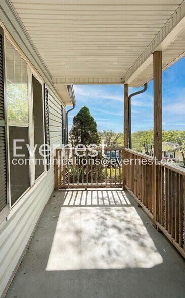 Building Photo - 1228 Capps Hollow Dr