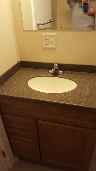 BATHROOM - 55 E Courtney St