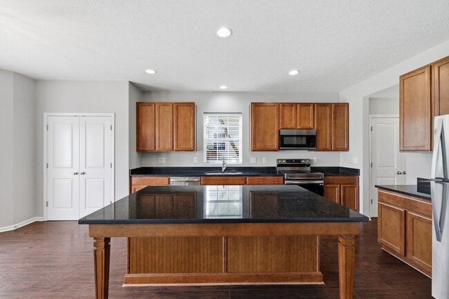Building Photo - 8110 Eskerban Dr