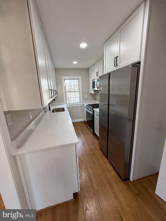 Building Photo - 1608 13th Rd S