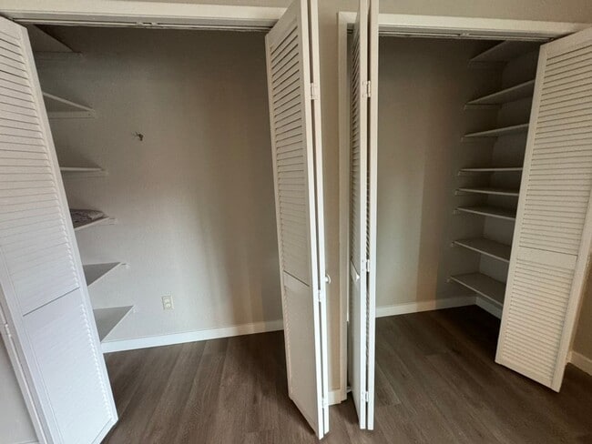 Building Photo - 2Bd/1Ba Kirkland Condo