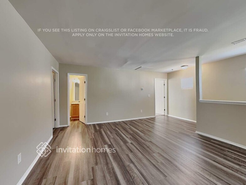 Building Photo - 3116 Varcroft Rd