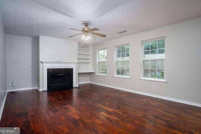 Building Photo - 1078 River Plantation Dr