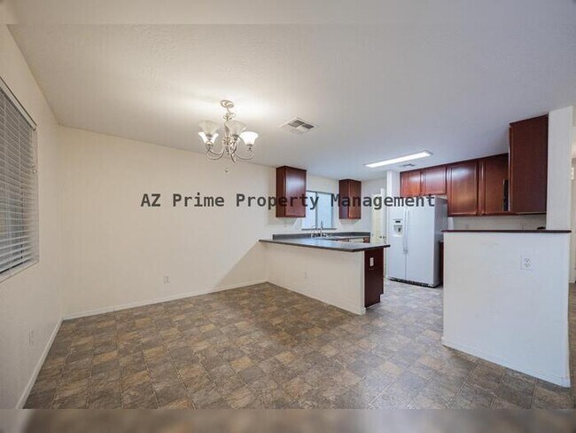 Building Photo - 11424 W Austin Thomas Dr