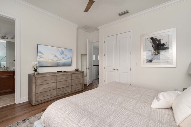 Building Photo - 1101 Castle Pines Ct