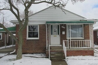 Building Photo - 932 Detroit Ave