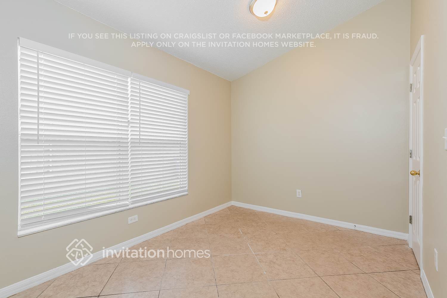Building Photo - 1433 Hemingway Blvd
