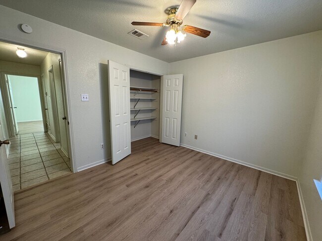 Building Photo - Charming 3-bedroom, 2-bath home offering peaceful country living on just under an acre.