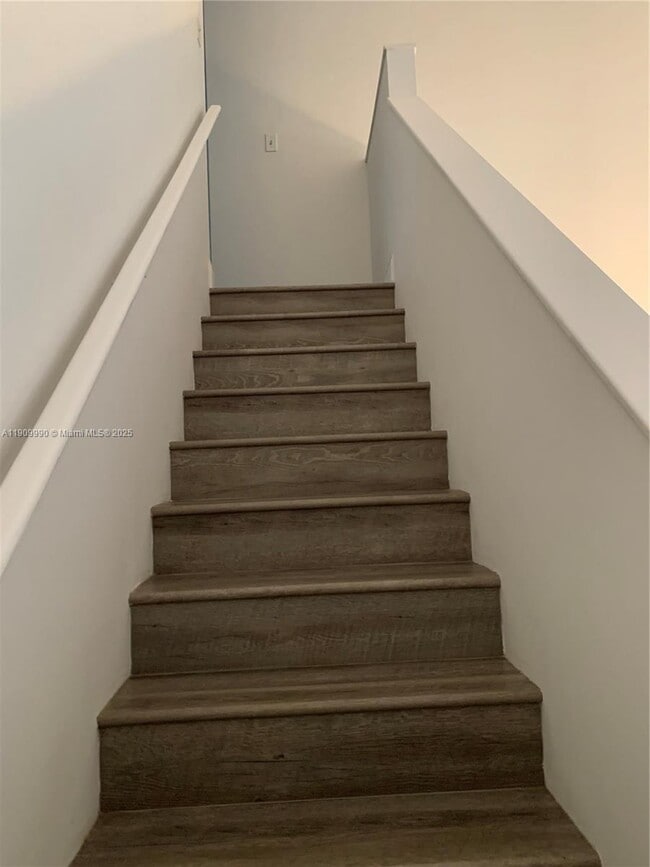 Building Photo - 1246 NW 125th Terrace