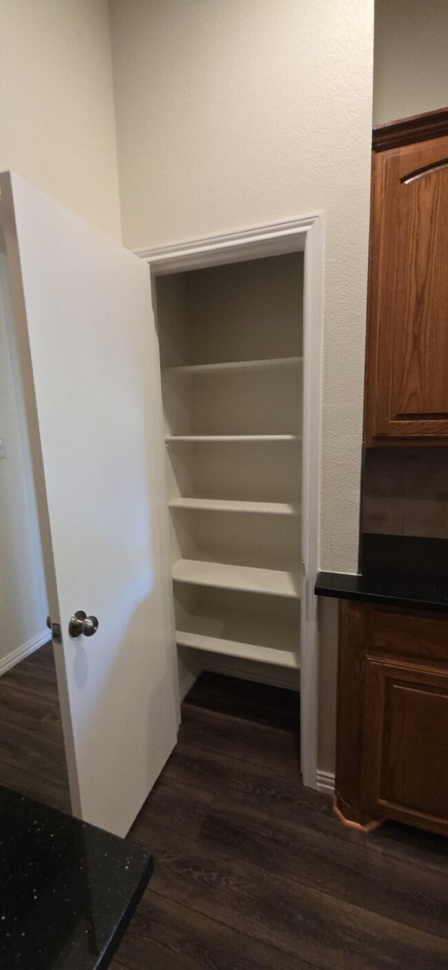 Building Photo - Beautifully Remodeled Home in Mansfield ISD – Corner Lot with Modern Upgrades!